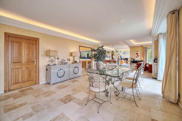 Maison de luxe à vendre à Mougins, 12 000 000 €, Photo 4