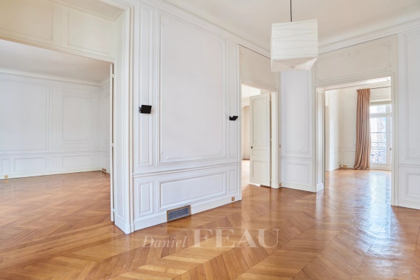 Appartement de luxe à louer à Paris 8ème, 16 750 €, Photo 6
