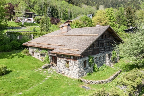 Luxury House for sale in Chamonix-Mont-Blanc, 2 390 000 €, Photo 2