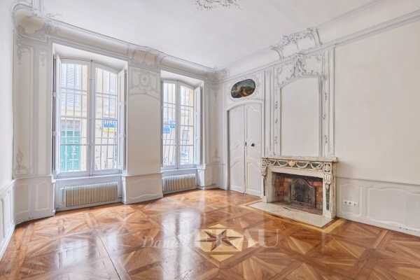 Luxury Apartment for sale in Aix-en-Provence, 580 000 €, Photo 1