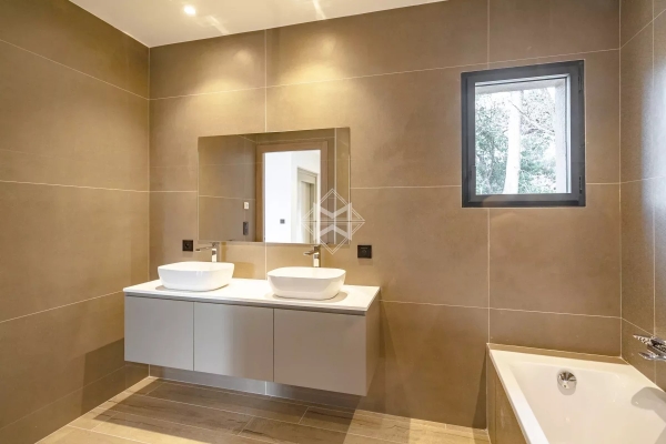 Maison de luxe à vendre à Mougins, 1 575 000 €, Photo 6