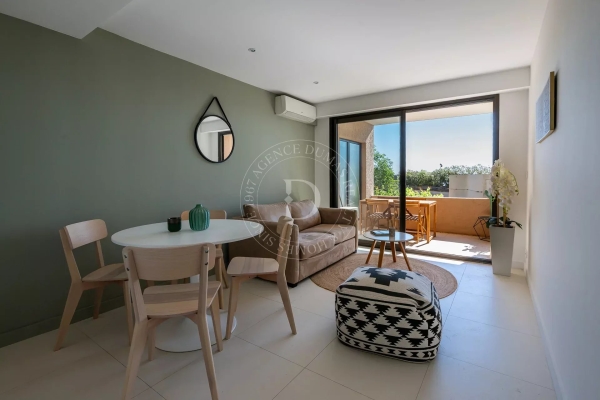 Luxury Apartment for sale in Villefranche-sur-Mer, 230 000 €, Photo 1
