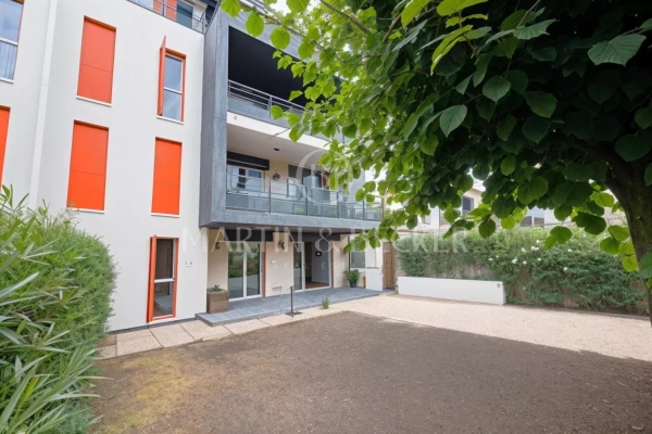 Luxury Apartment for sale in Antibes, 380 000 €, Photo 1