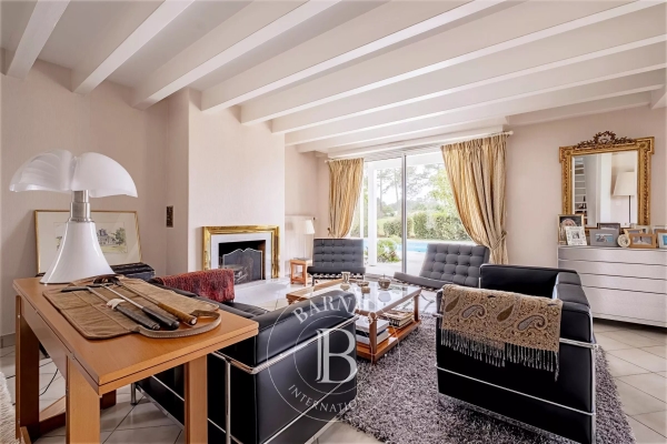 Maison de luxe à vendre à Pessac, 799 000 €, Photo 3