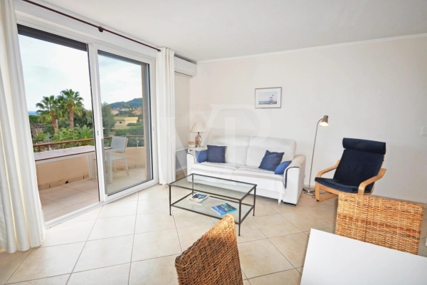 Appartement de luxe à vendre à Mandelieu-la-Napoule, 699 000 €, Photo 4