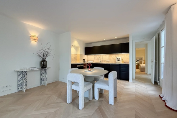 Luxury Apartment for sale in Paris 1Er, 1 350 000 €, Photo 5