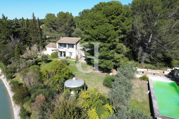 Maison de luxe à vendre à L Isle-sur-La-Sorgue, 660 000 €, Photo 1