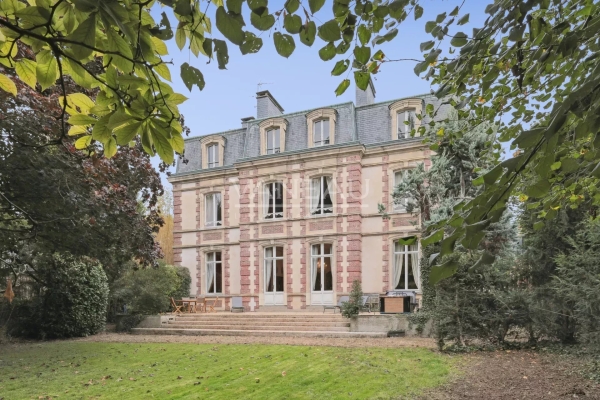 Maison de luxe à vendre à Évreux, 1 595 000 €, Photo 1