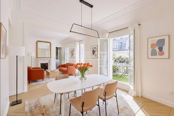 Luxury Apartment for sale in Paris 2Ème, 1 575 000 €, Photo 2