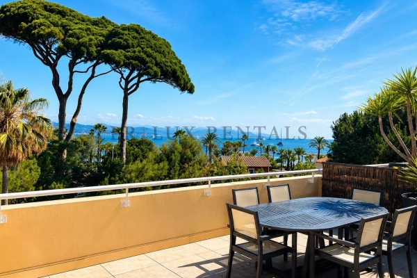 Luxury Apartment for sale in Cap d'Antibes, 970 000 €, Photo 4