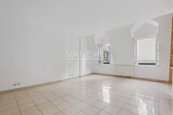 Luxury Apartment for sale in Paris 3ème, 395 000 €, Photo 4