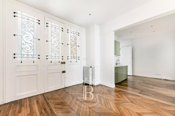 Luxury Apartment for sale in Paris 8Ème, 990 000 €, Photo 6