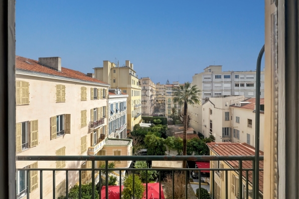 Luxury Apartment for sale in Nice, 194 000 €, Photo 1