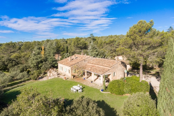 Maison de luxe à vendre à Cabrières-d'Avignon, 890 000 €, Photo 1
