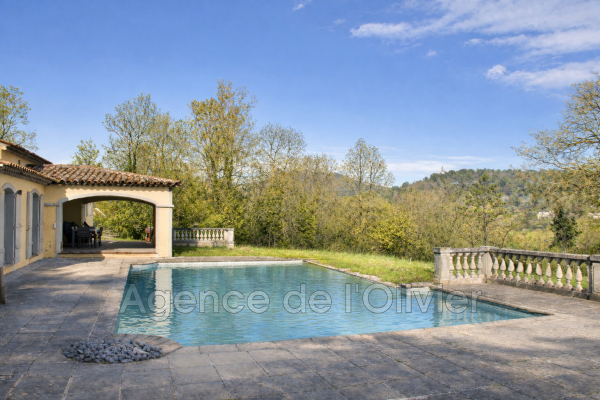 Maison de luxe à vendre à Valbonne, 860 000 €, Photo 3