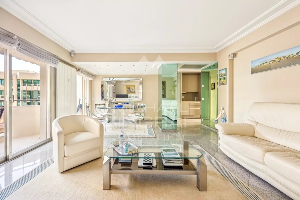 Luxury Apartment for sale in Cannes, 980 000 €, Photo 7