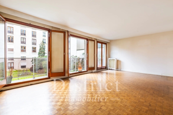 Luxury Apartment for sale in Paris 15ème, 645 000 €, Photo 1