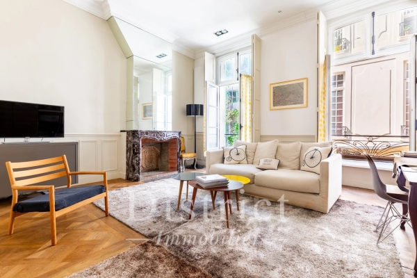 Luxury Apartment for sale in Paris 4Ème, 630 000 €, Photo 1