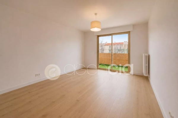 Luxury Apartment for sale in Antibes, 395 000 €, Photo 4