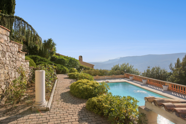 Luxury House for sale in Aspremont, 930 000 €, Photo 2