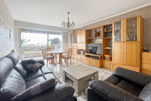 Luxury Apartment for sale in Menton, 385 000 €, Photo 3