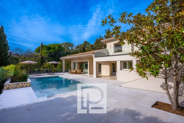 Maison de luxe à vendre à Mougins, 2 950 000 €