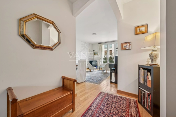 Luxury Apartment for sale in Paris 15ème, 730 000 €, Photo 1