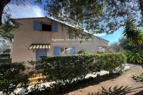Appartement de luxe à vendre à Les Issambres, 320 000 €, Photo 1