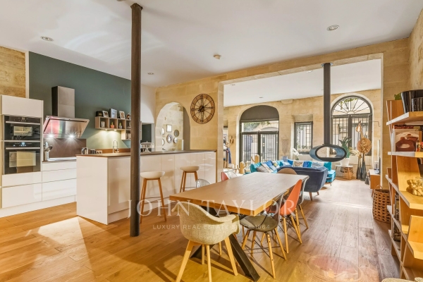 Luxury Apartment for sale in Bordeaux, 530 000 €, Photo 1