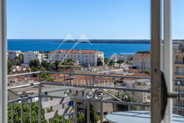 Appartement de luxe à vendre à Cannes, 1 200 000 €, Photo 1