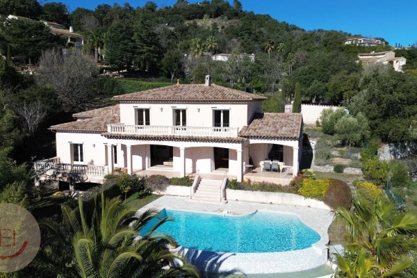 Luxury House for sale in Les Adrets de l'Esterel, 1 140 000 €, Photo 1