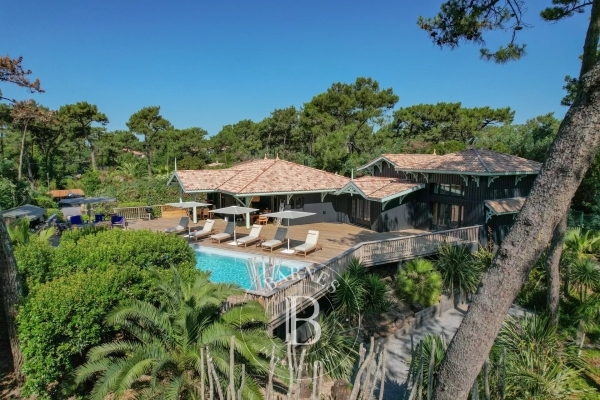 Maison de luxe à louer à Cap Ferret, 20 100 €, Photo 1