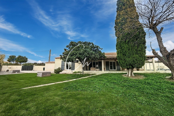 Maison de luxe à vendre à Fontvieille, 625 000 €, Photo 1