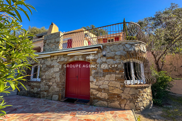 Maison de luxe à vendre à Les Issambres, 1 245 000 €, Photo 2