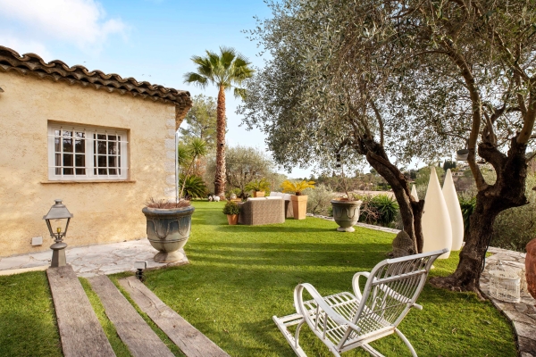 Maison de luxe à vendre à Le Rouret, 1 145 000 €, Photo 2