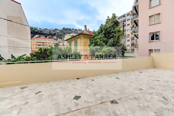 Luxury Apartment for sale in Nice, 199 000 €, Photo 2