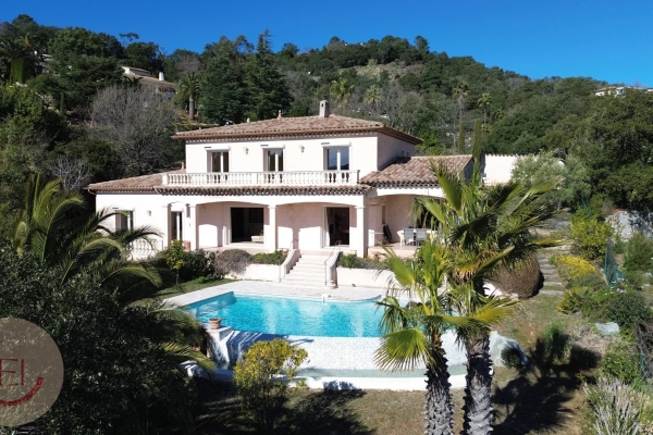 Maison de luxe à vendre à Les Adrets de l'Esterel, 1 060 000 €, Photo 3