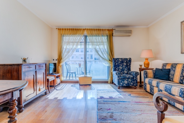 Luxury Apartment for sale in Nice, 380 000 €, Photo 3