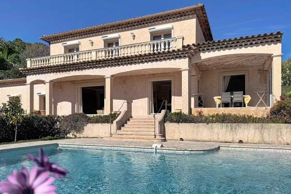 Maison de luxe à vendre à Les Adrets de l'Esterel, 1 140 000 €, Photo 4