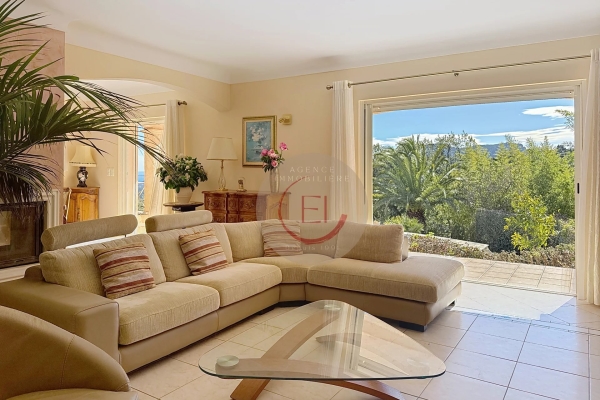 Maison de luxe à vendre à Les Adrets de l'Esterel, 1 060 000 €, Photo 6
