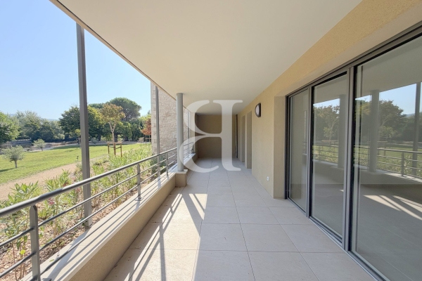 Appartement de luxe à vendre à L Isle-sur-La-Sorgue, 614 400 €, Photo 3