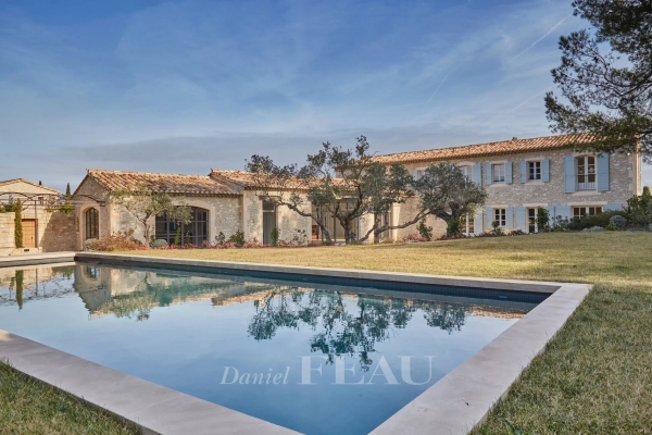 Luxury House for sale in Eygalières, 4 990 000 €, Photo 1