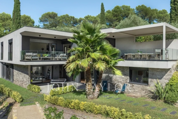 Luxury House for sale in Mougins, 2 690 000 €, Photo 1