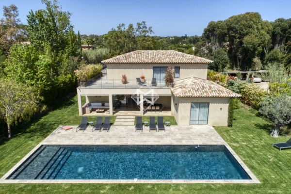 Maison de luxe à louer à Saint-Tropez, 23 000 €, Photo 1