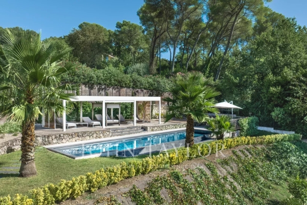 Luxury House for sale in Mougins, 2 690 000 €, Photo 3