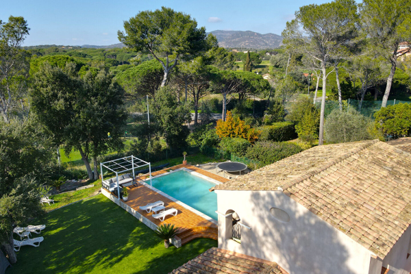 Maison de luxe à vendre à Saint-Raphaël, 895 000 €, Photo 1