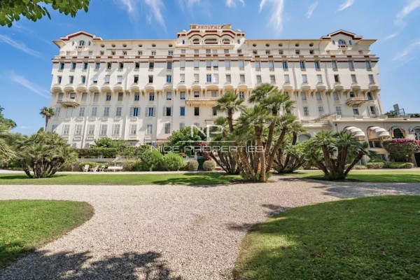 Appartement de luxe à vendre à Cannes, 1 272 000 €, Photo 1