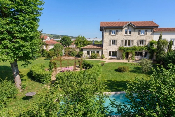 Maison de luxe à vendre à Chazay-d'Azergues, 989 584 €, Photo 1
