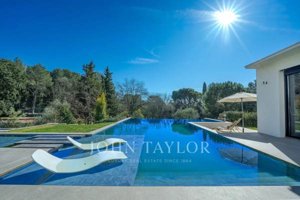 Luxury House for sale in Roquefort-les-Pins, 2 790 000 €, Photo 1