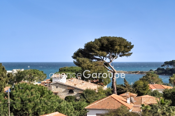 Maison de luxe à vendre à Cap d'Antibes, 1 990 000 €, Photo 1